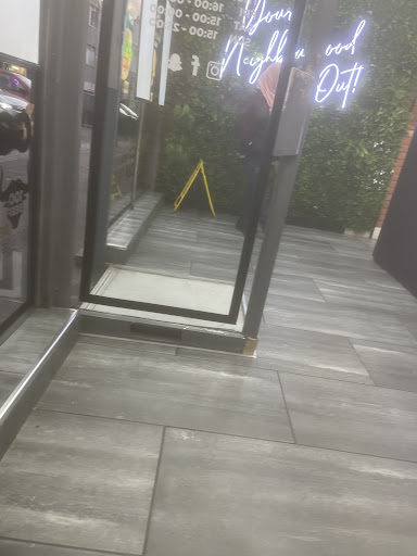 Photo of Zizou Express - Kettering - 71-73 Gold St, Kettering NN16 8JB